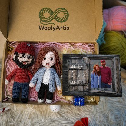 WoolyArtis personalized crochet doll with photo card, featuring a handmade plush doll ideal as a gift for loved ones.