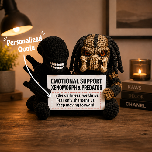 WoolyArtis™ | Emotional Support Monster Duo – XENOMORPH & PREDATOR – Handmade Crochet Alien & Hunter Plush Set with Personalized Quote