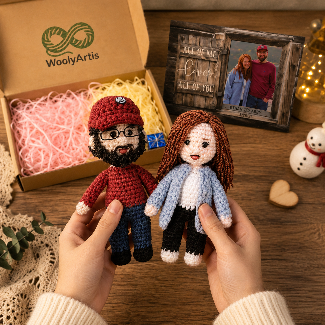 WoolyArtis personalized crochet doll holding a photo card, ideal gift for wife, husband, mom, or dad.